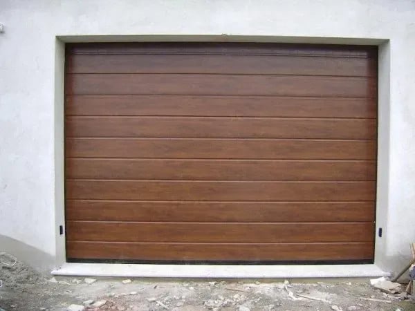 Elettrica Due C - installazione di portone automatizzato